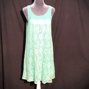 Pronto sleeveless lace dress size small